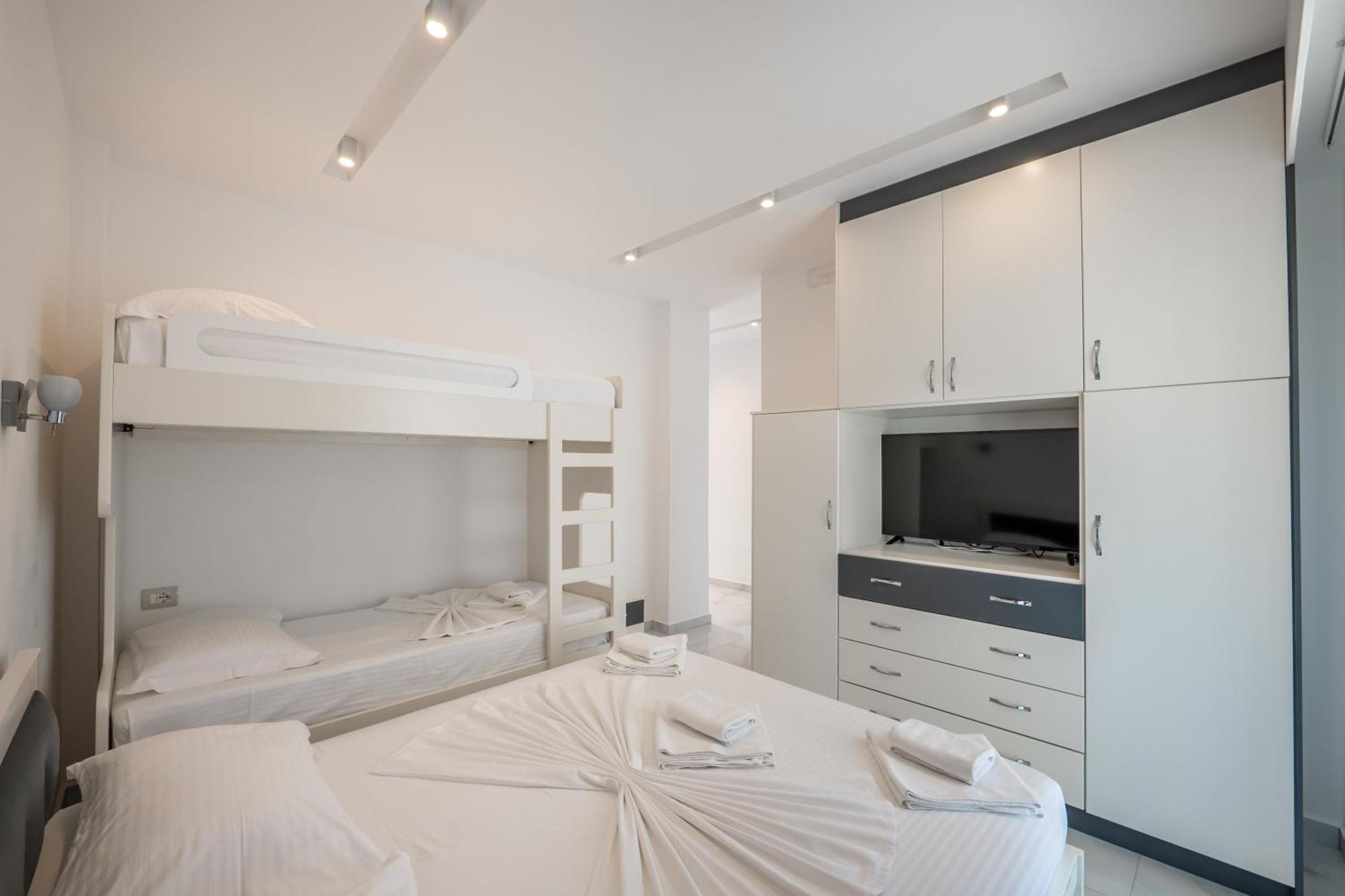 Apartments Mario Ksamil Buitenkant foto
