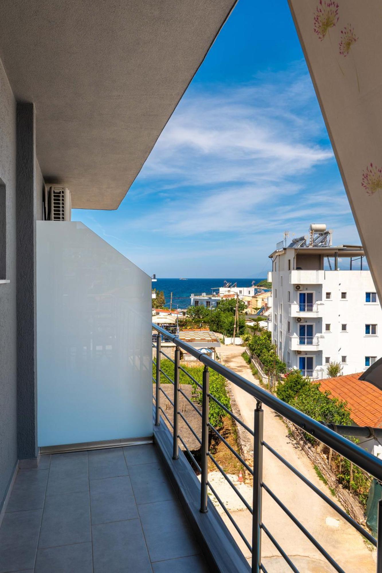 Apartments Mario Ksamil Buitenkant foto