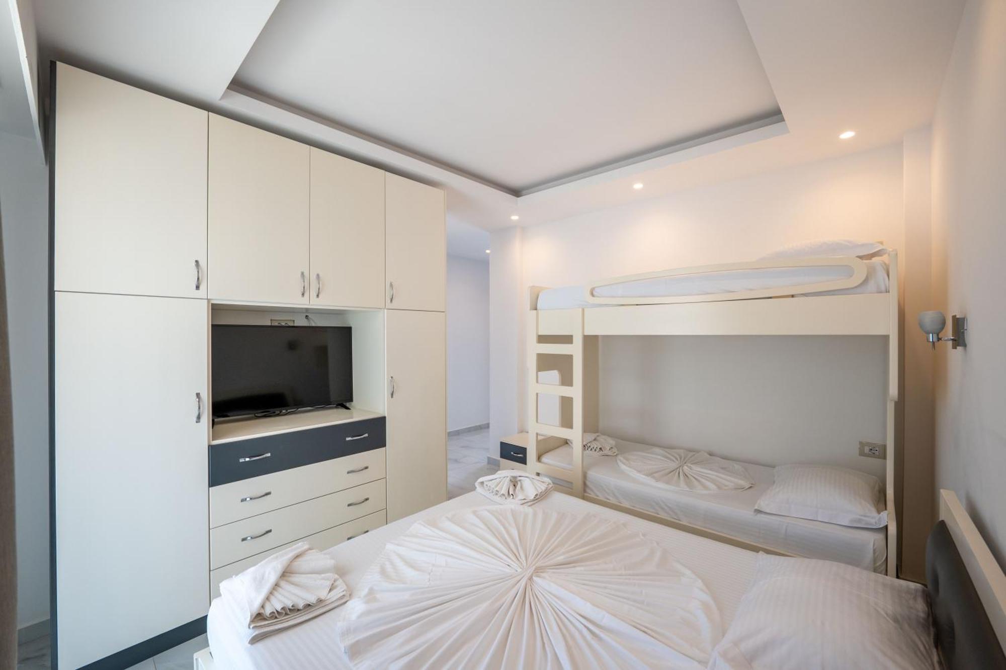 Apartments Mario Ksamil Buitenkant foto
