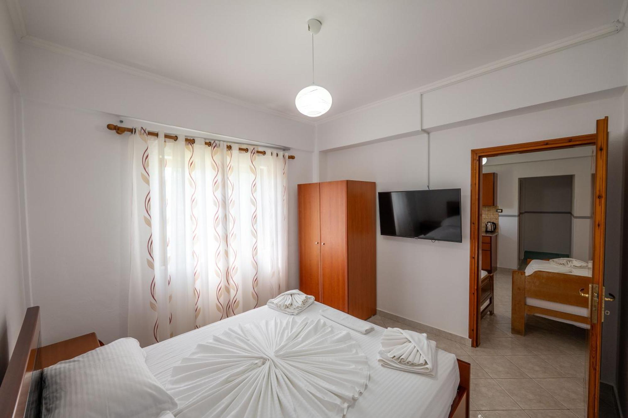 Apartments Mario Ksamil Buitenkant foto